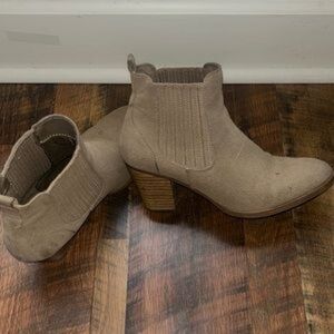 Women's Tan Ankle Boots